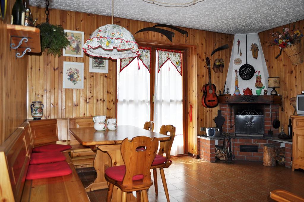 Rustico Nel Complesso Chapelle Apartment Oulx Exterior foto